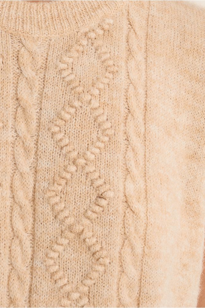 Sleeveless round neck sweater