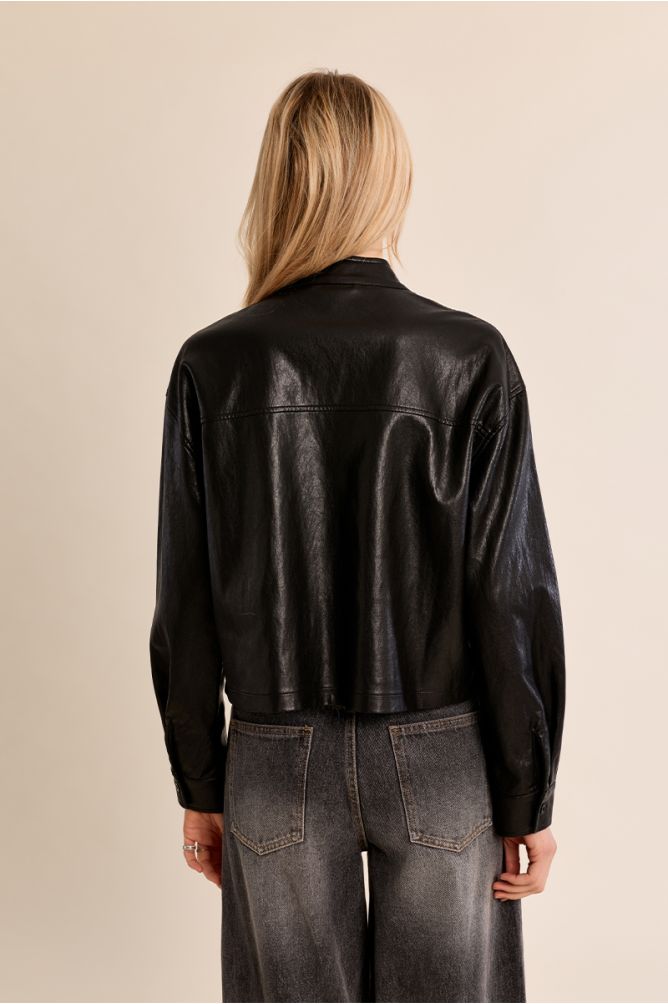 Chaqueta de manga larga efecto cuero
