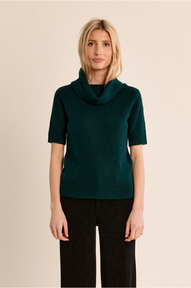 Pull manches courtes, col boule