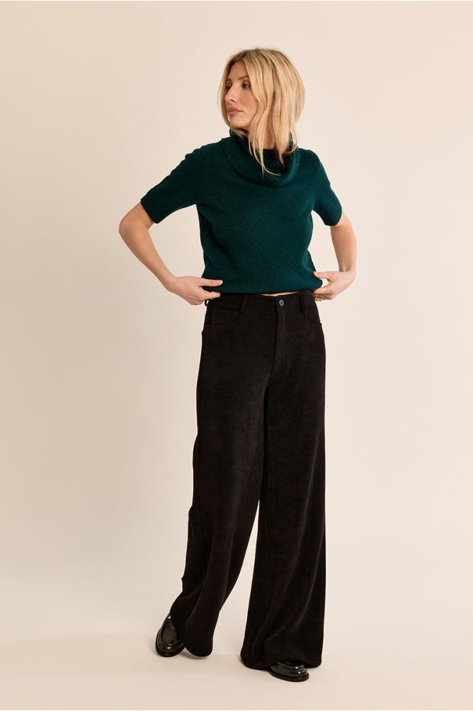 Pull manches courtes, col boule