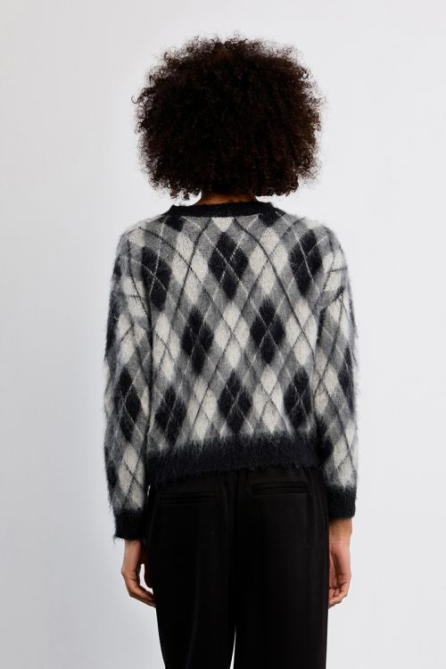 Pull à carreaux et cœurs, effet brossé