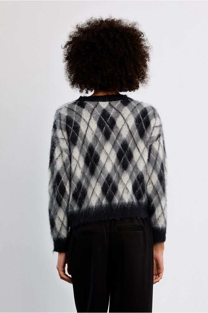 Pull à carreaux et cœurs, effet brossé