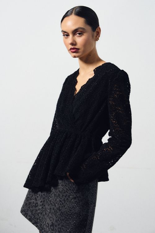 Top asymétrique en velours, brodé