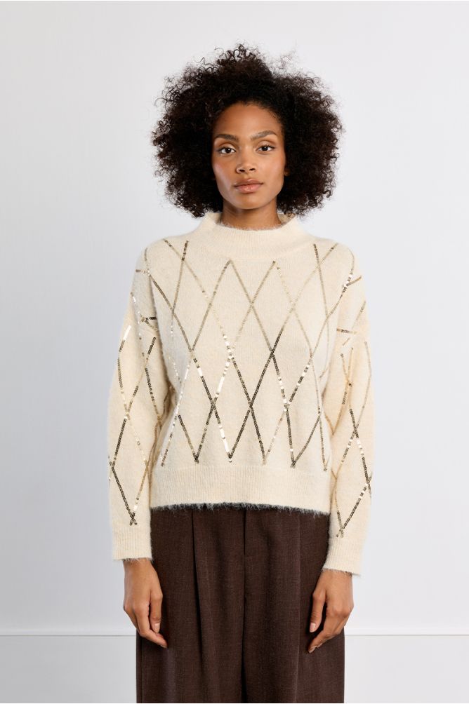 Knitted sweater, with sequins