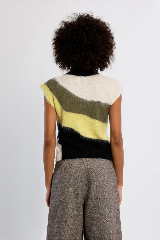 Pull en maille brossée, sans manches