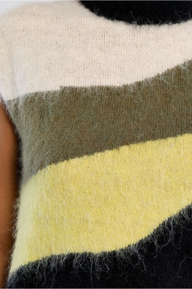 Pull en maille brossée, sans manches