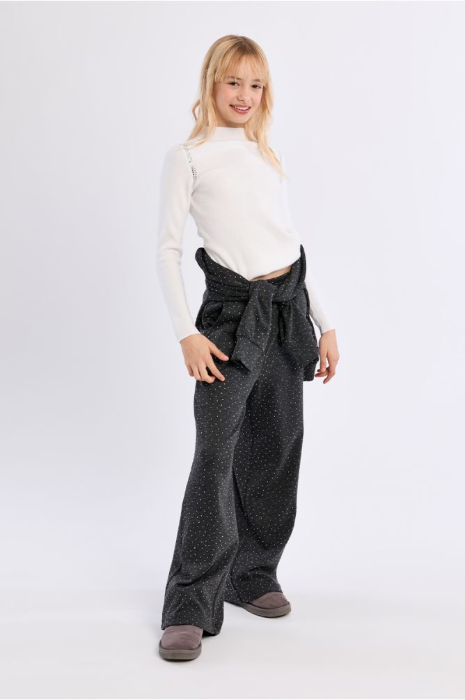 Pull en maille, détail strass