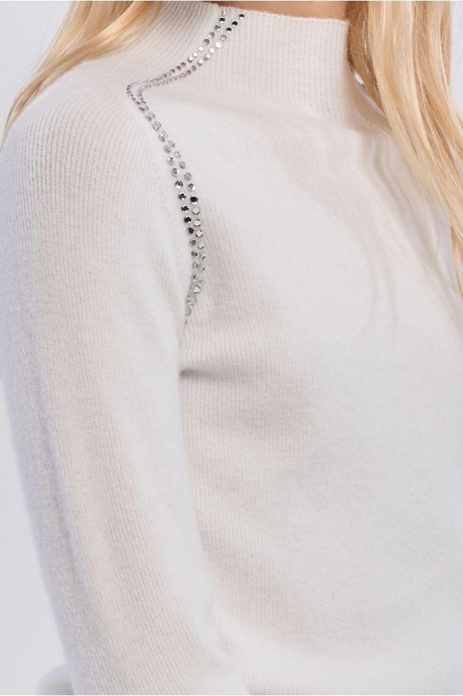 Pull en maille, détail strass