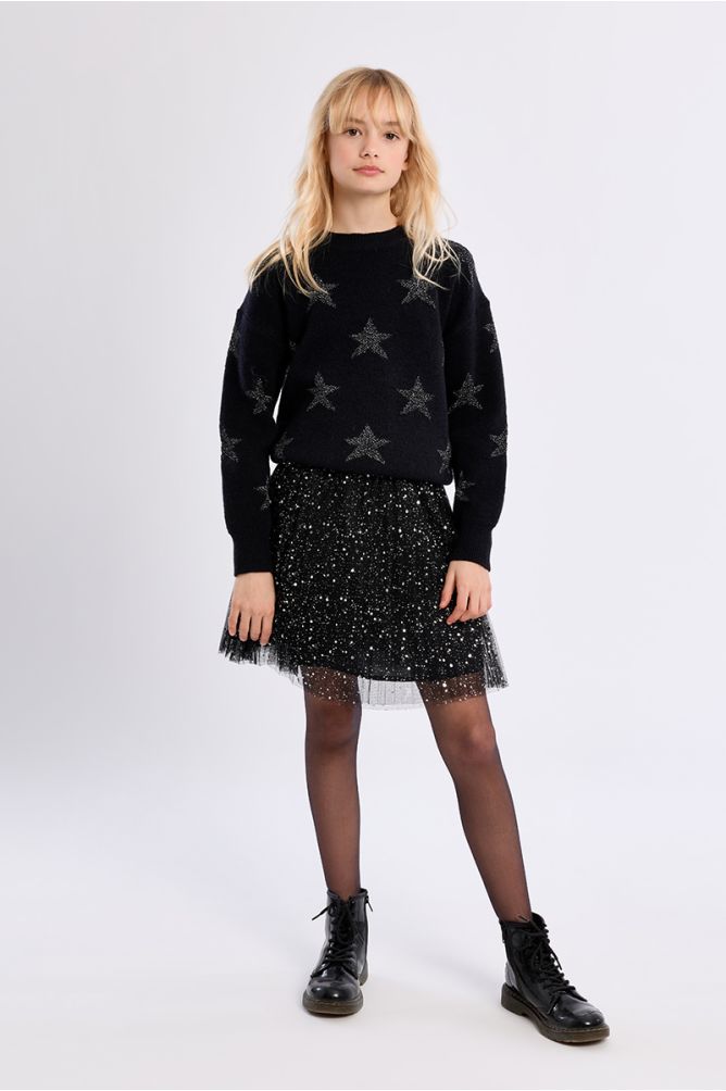 Knitted sweater with star patterns