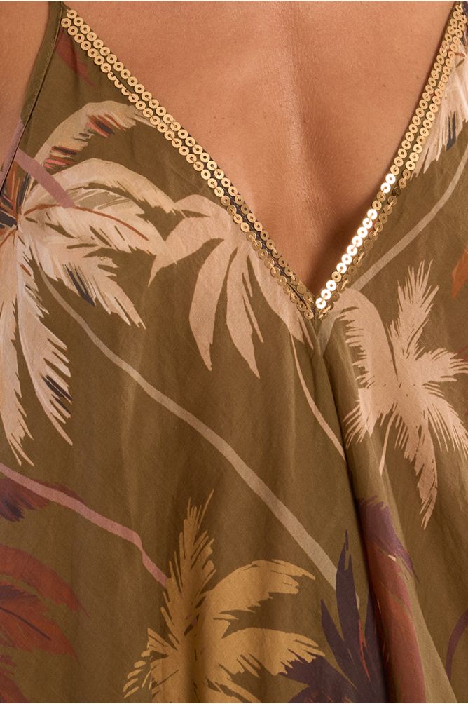 Vestido de tirantes, con estampado.