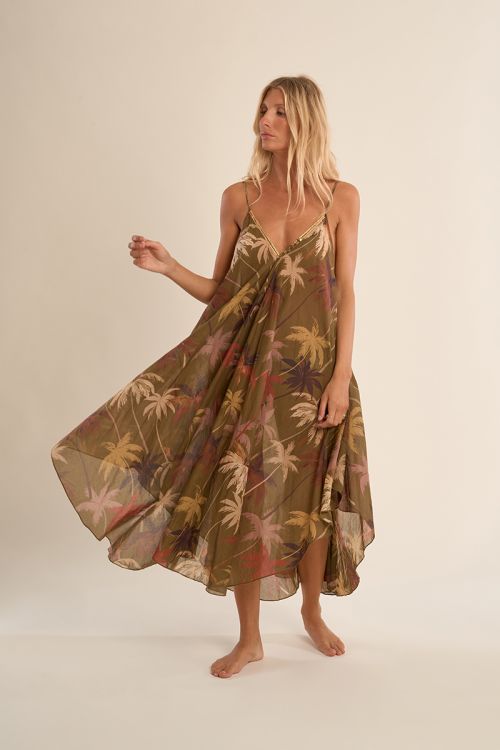 Vestido de tirantes, con estampado.