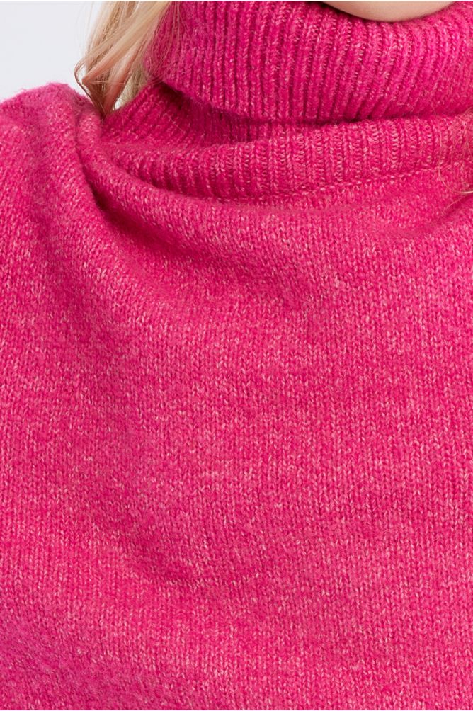 Oversized sweater, turtleneck