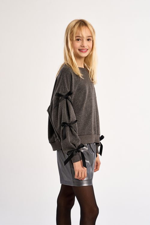 Sweat à nœuds fantaisie