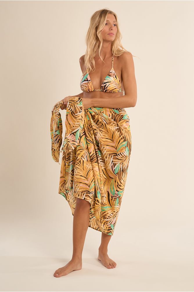 Long sarong in semi-transparency