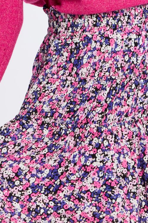 Short ruffled skirt, floral pattern