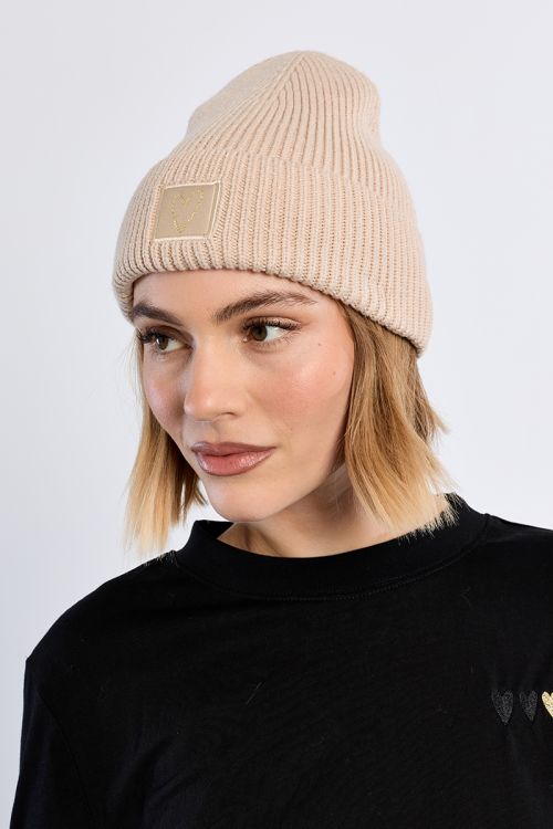 Knitted beanie, Heart patch