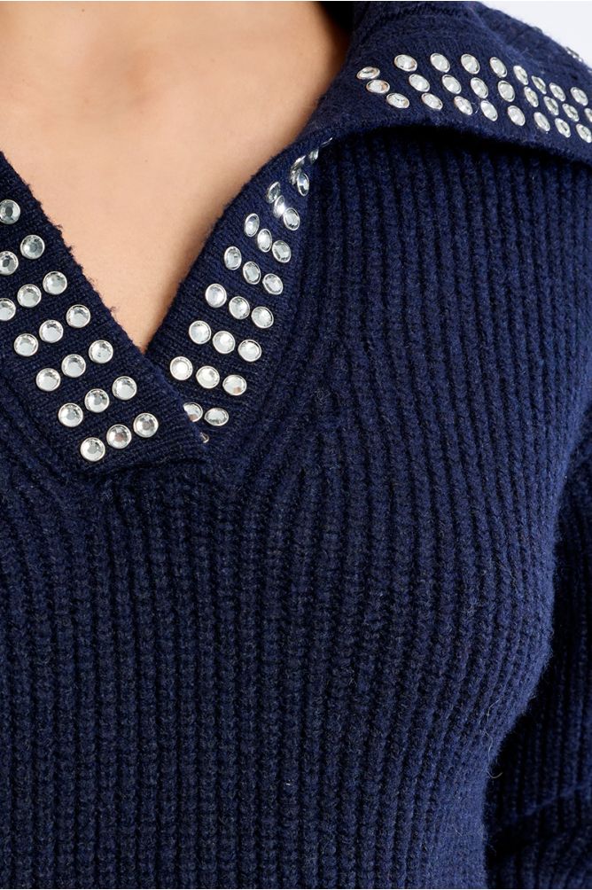 Knitted sweater, studded collar