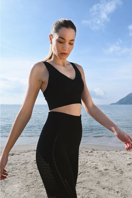 Top deportivo, tiras en la espalda