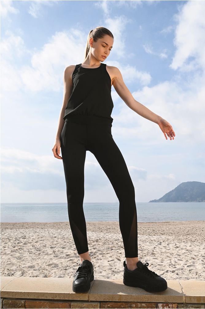 Open back sports tank top
