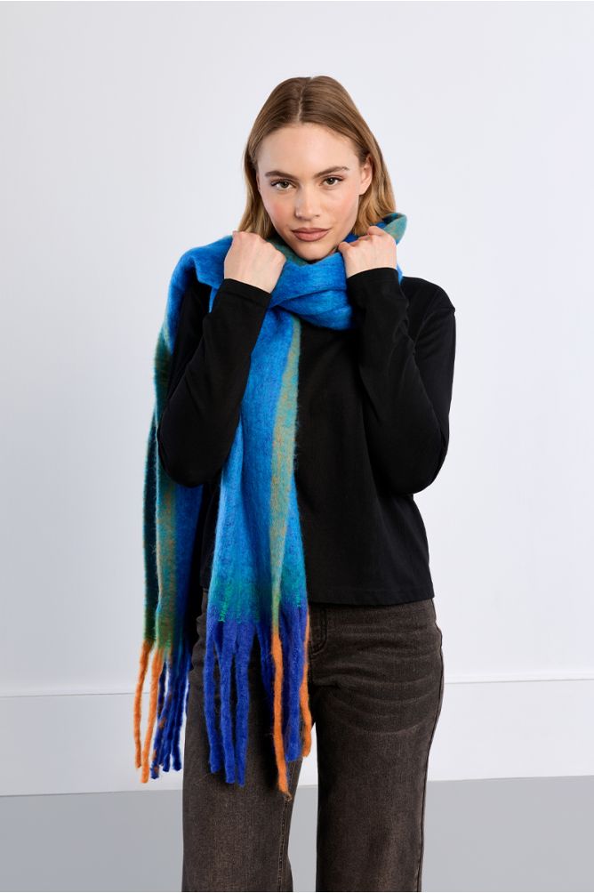 Long fringed scarf