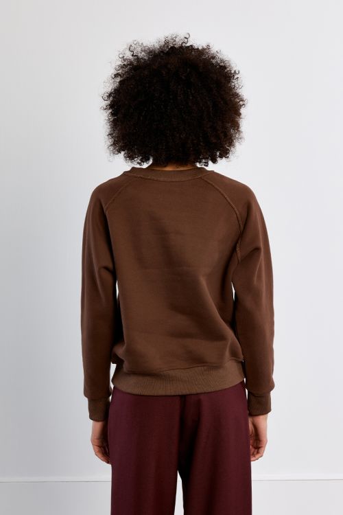 "Sweatshirt with ""Brunch"" inscription"