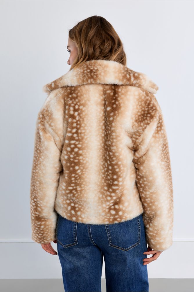 Veste en imitation fourrure, faon