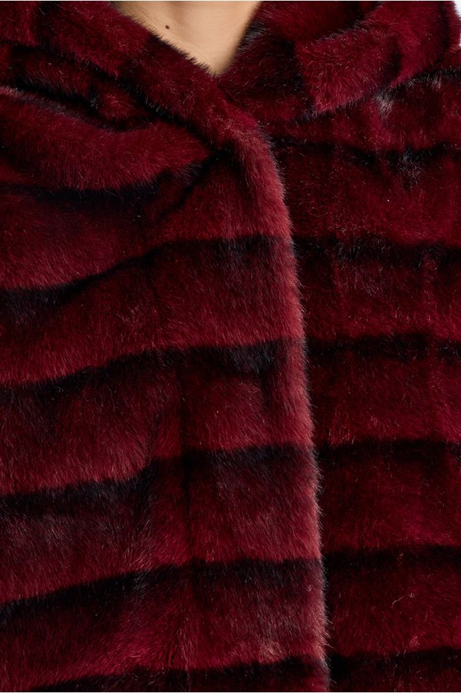 Sleeveless jacket, imitation fur