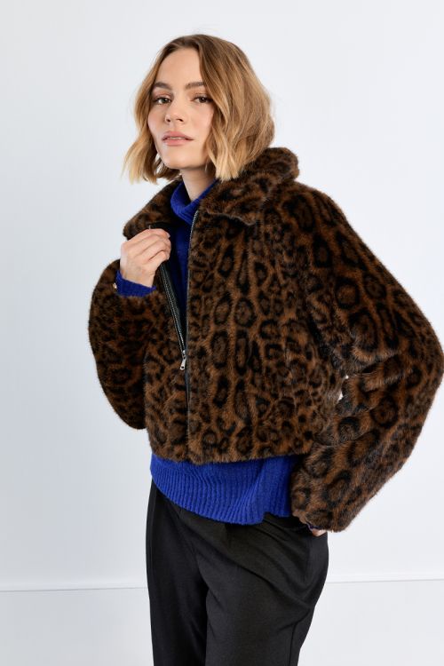 Chaqueta de peluche con estampado