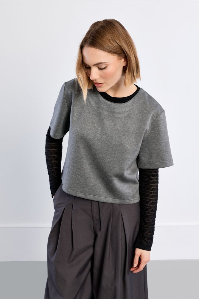 Plain crop T-shirt