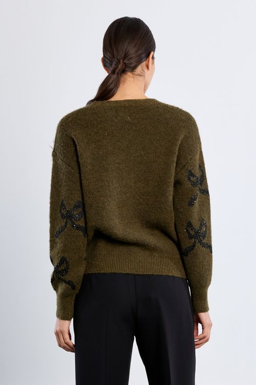 Knitted cardigan, bow patterns