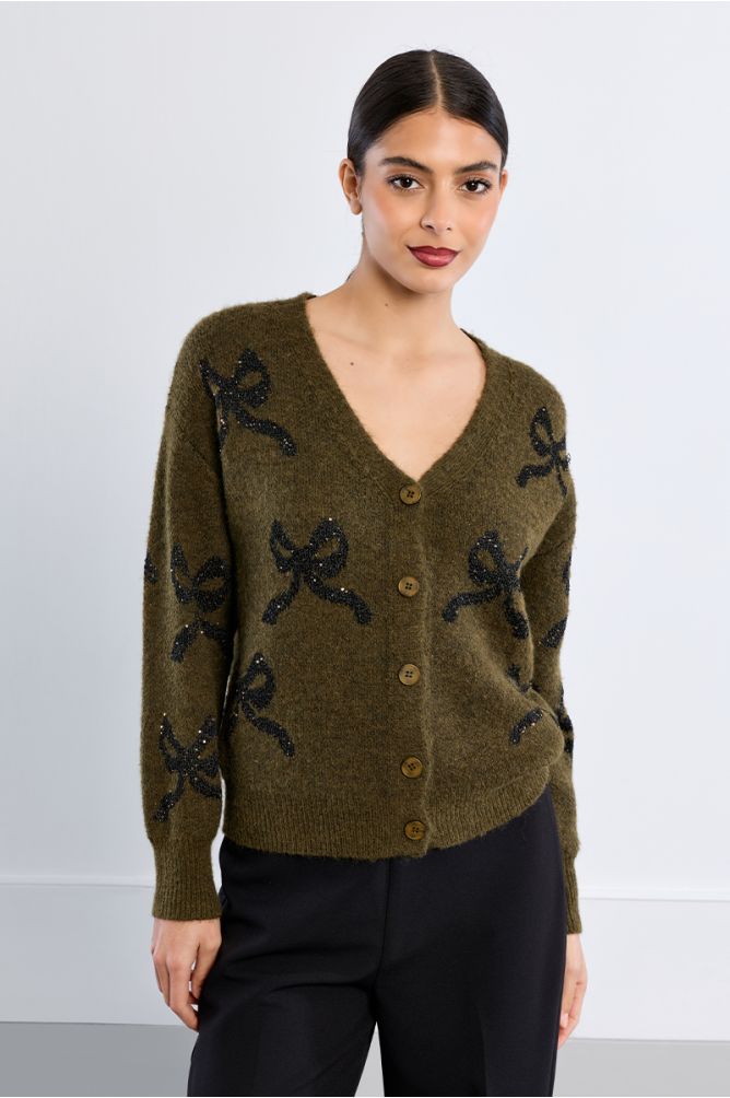 Knitted cardigan, bow patterns