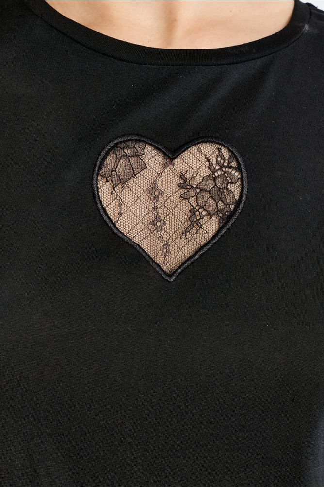 Straight T-shirt, with semi-tansparence heart