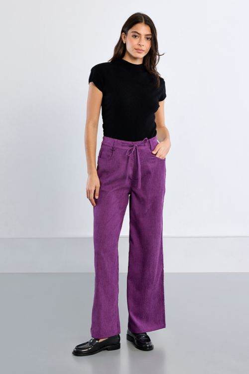 Pantalón largo detalle lazada