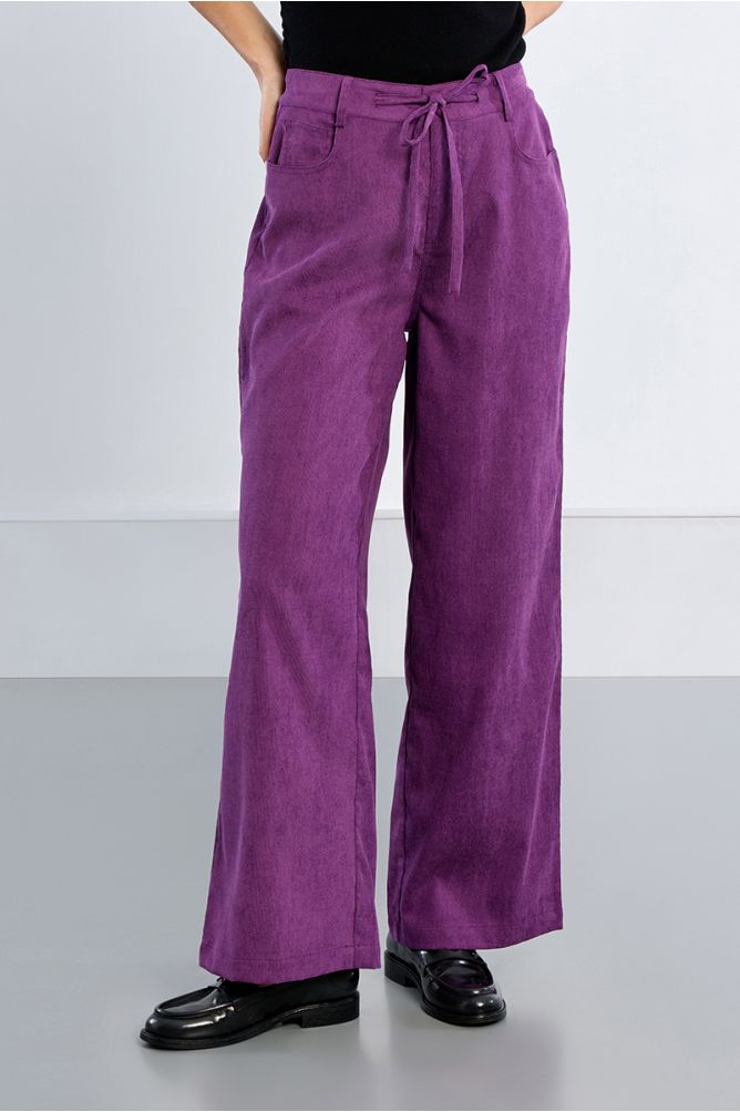 Pantalón largo detalle lazada