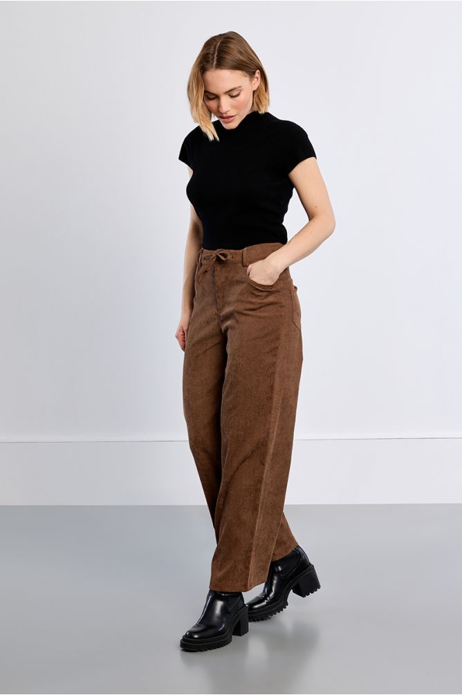 Pantalón largo detalle lazada