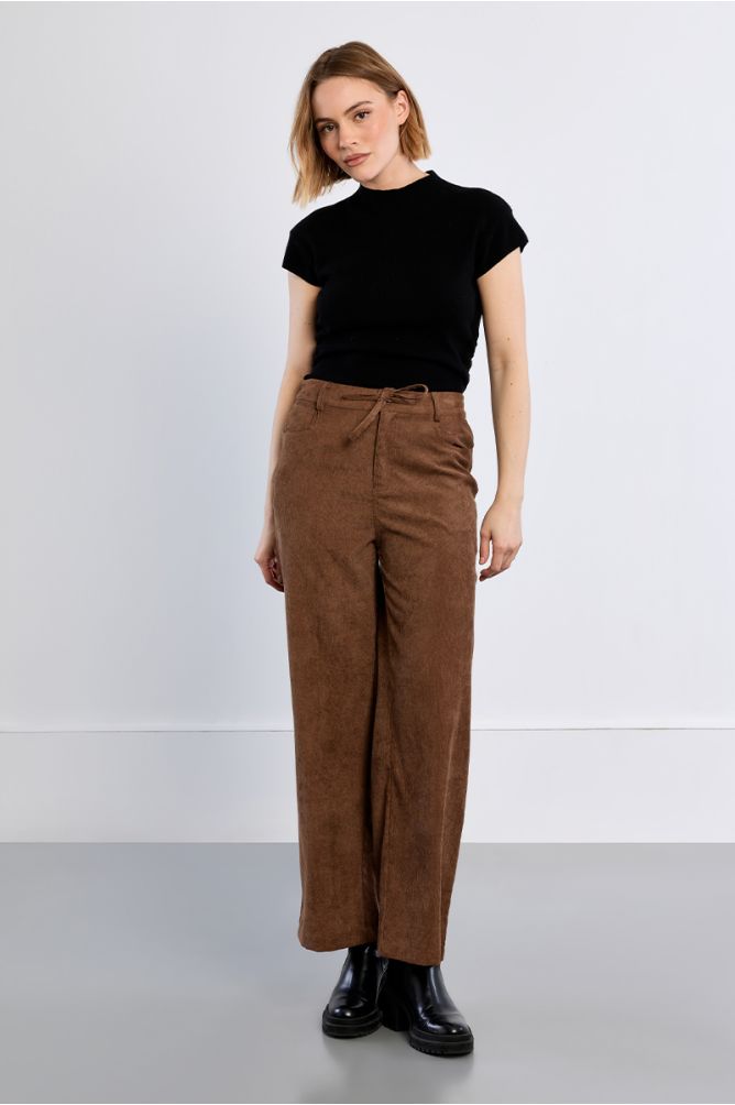 Pantalón largo detalle lazada
