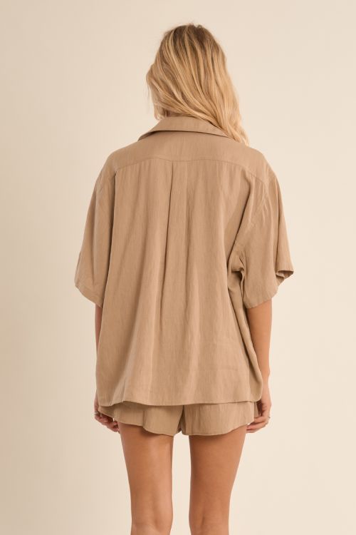 Wide shirt