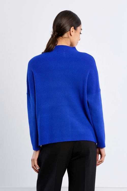 Pull uni en maille côtelée
