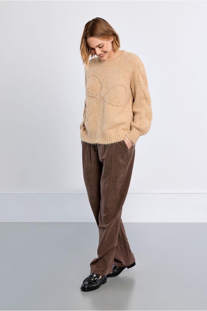 Knitted sweater with bow detail