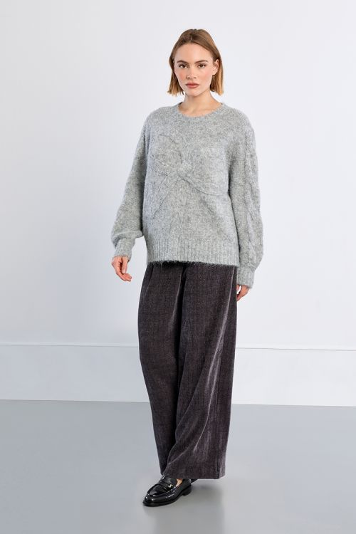 Pull en maille avec détail nœud