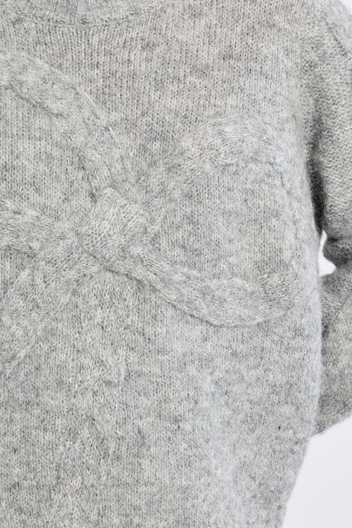 Pull en maille avec détail nœud