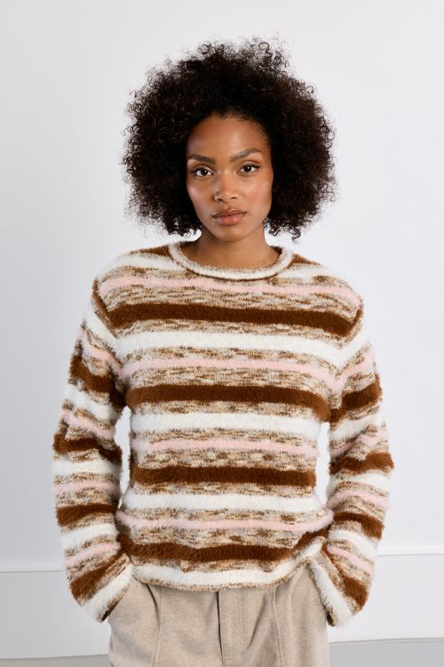 Pull rayé, duveteux