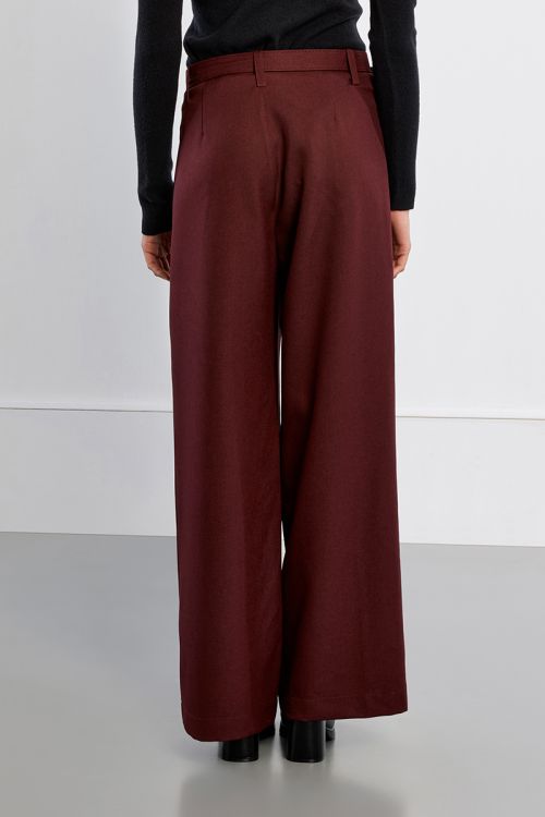 High-waisted pleated trousers, wide