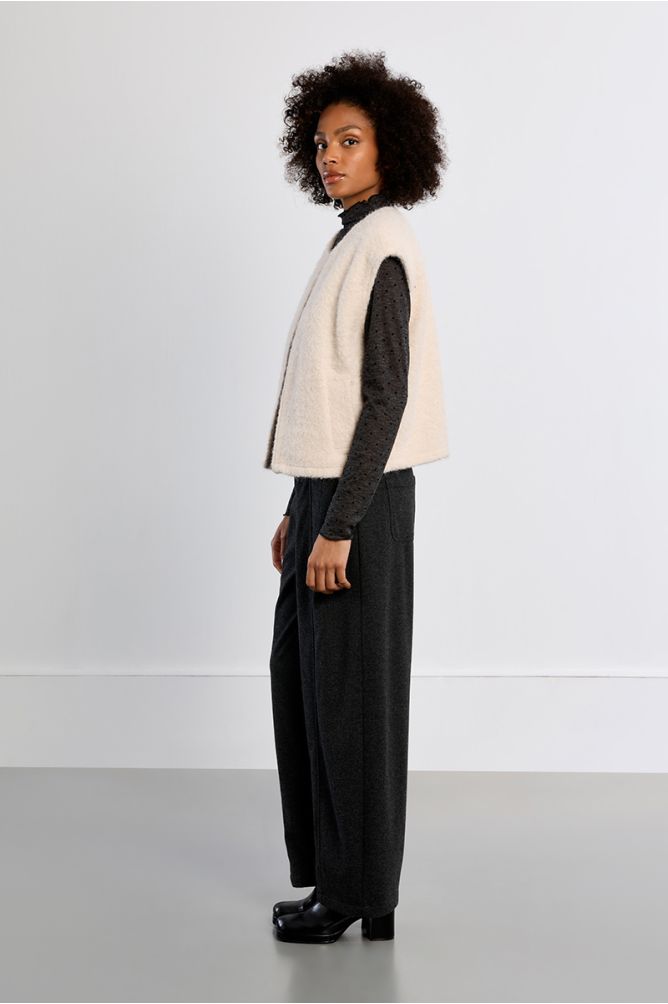 Veste sans manches oversize, en maille bouclette