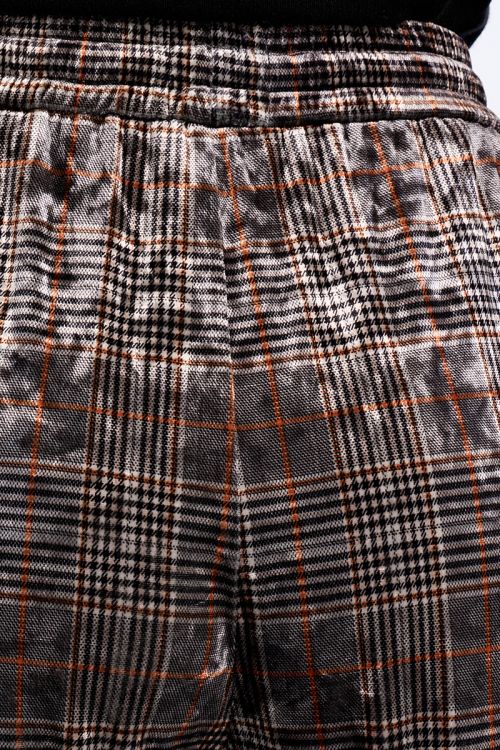 Velvet pants, checked