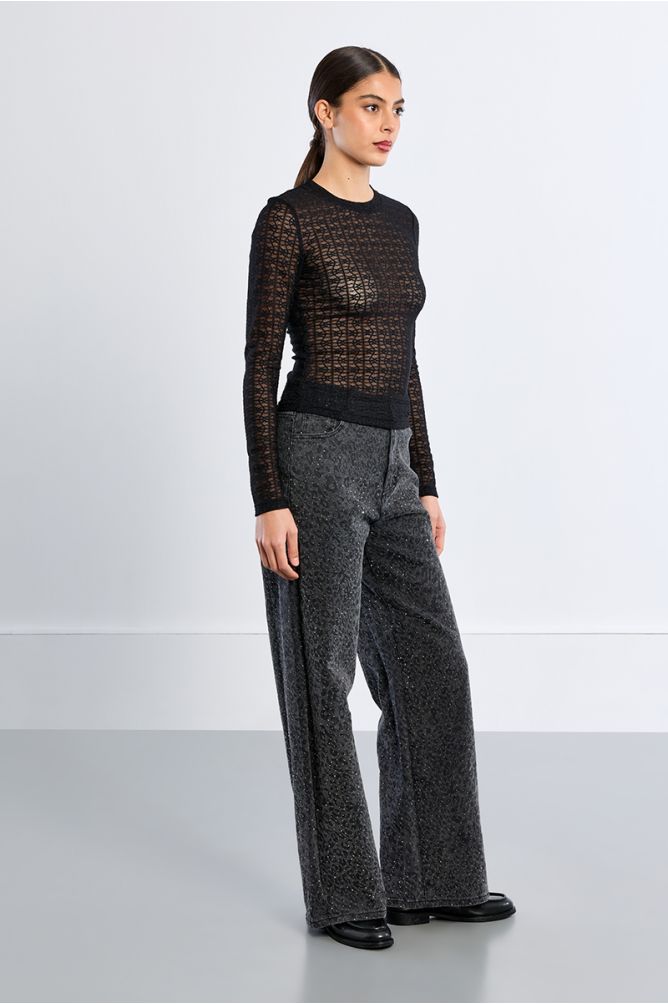 Semi-transparent undershirt