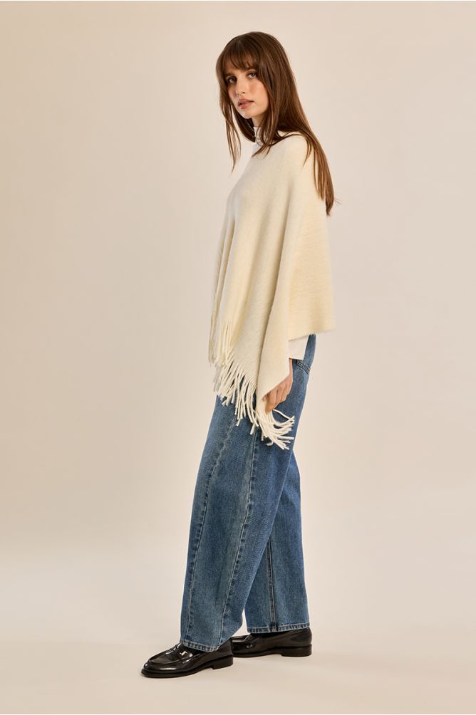 Fringed poncho, brushed knit