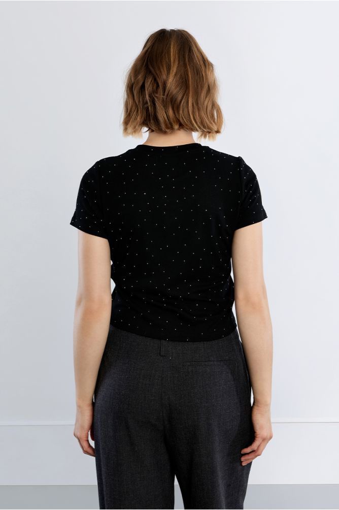 Camiseta de manga corta detalle lunares