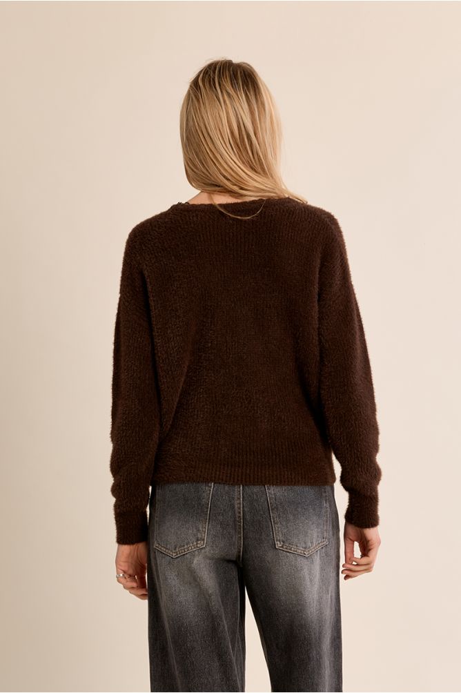 Pull en col V, à dentelle