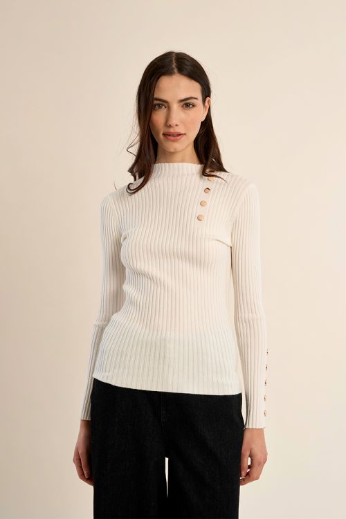 Ribbed knit sweater with gold buttons